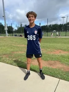 10-smart-strategies-for-youth-soccer-drills-image - Olly On The Ball youth soccer drills